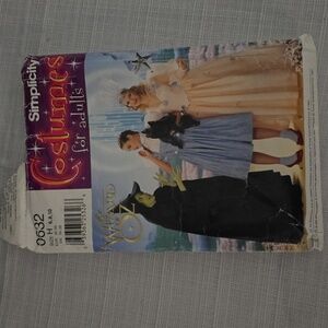 Simplicity Pattern Costume  Wizard Of Oz 0632 Sz H 6,8,10 Neatly Cut/Complete 97